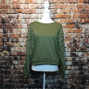 NEW 🎀 Messy Bun Just Chillin Size S Sweater